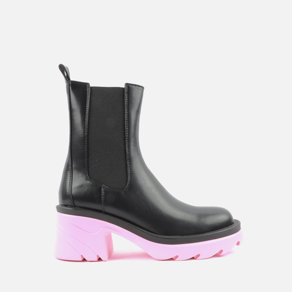 Colourful best sale boots uk